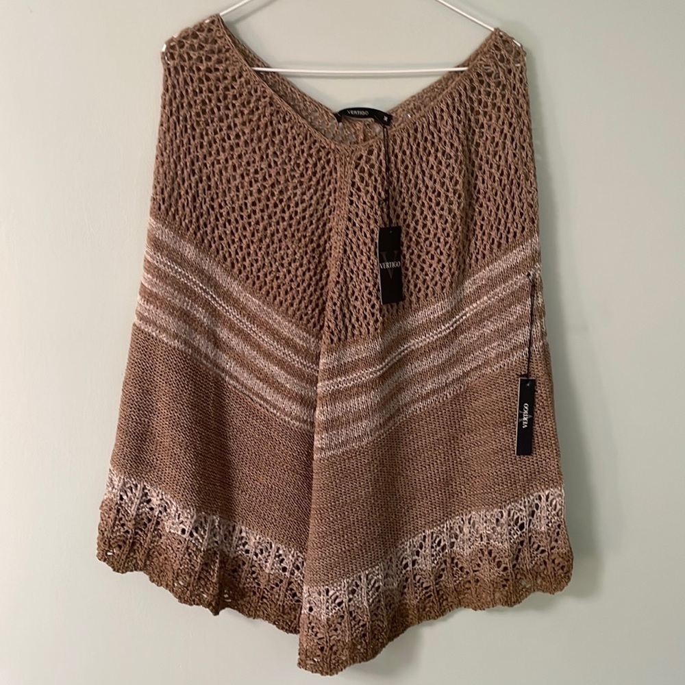 NWT Vertigo Paris brown combo poncho, size medium